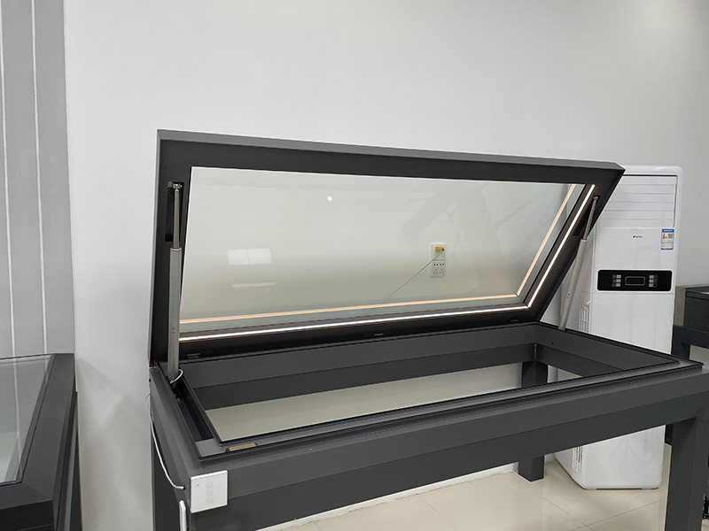 Apa solusi skylight sing inovatif ngenalake revolusi ing akses gendheng?